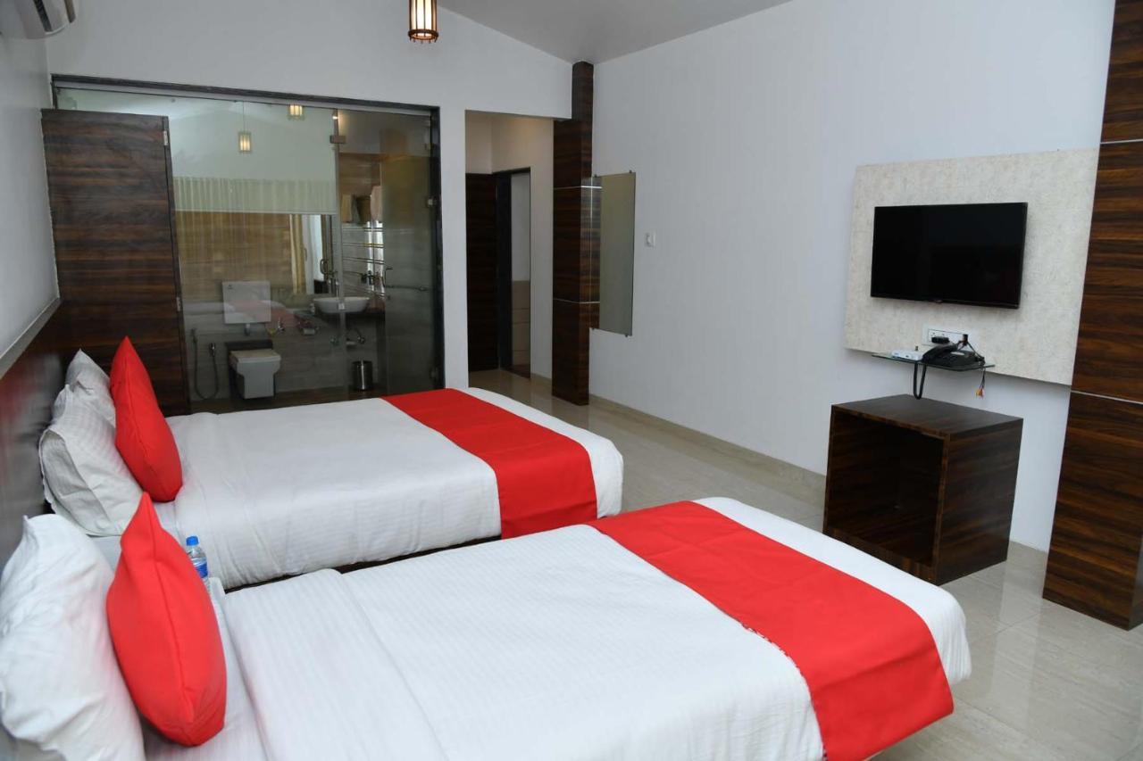 Royal Orbit Hotel Panchgani Eksteriør billede