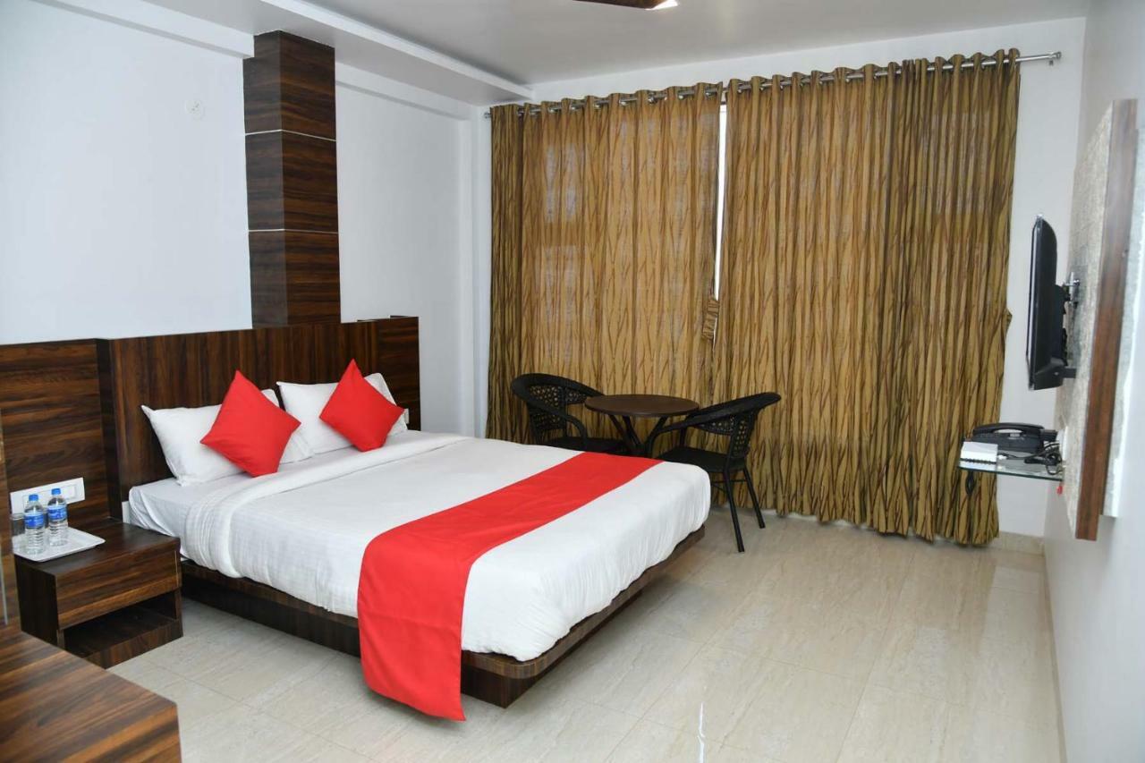 Royal Orbit Hotel Panchgani Eksteriør billede