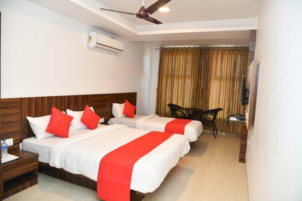Royal Orbit Hotel Panchgani Eksteriør billede