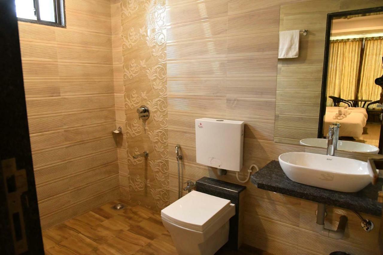 Royal Orbit Hotel Panchgani Eksteriør billede